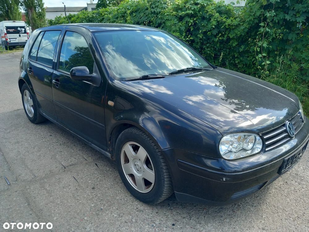 Volkswagen Golf 1.6 Highline - 1