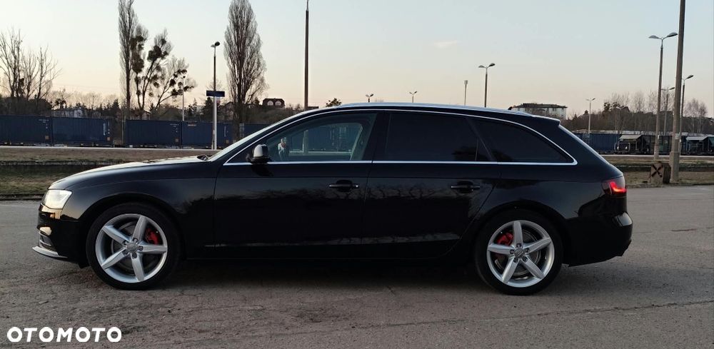 Audi A4 Avant - 1
