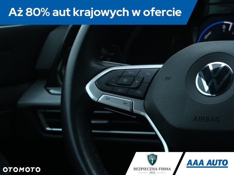 Volkswagen Golf - 21