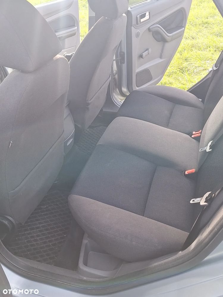 Ford Focus 2004 photo 5