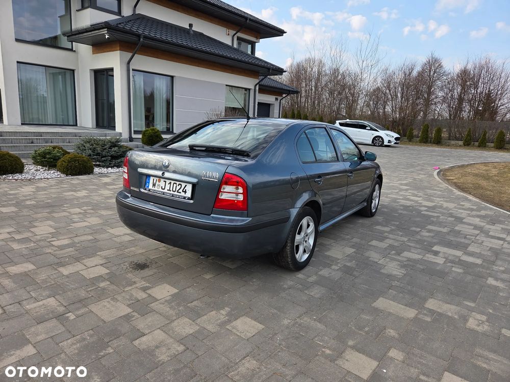Skoda Octavia 1.8 T Elegance - 12