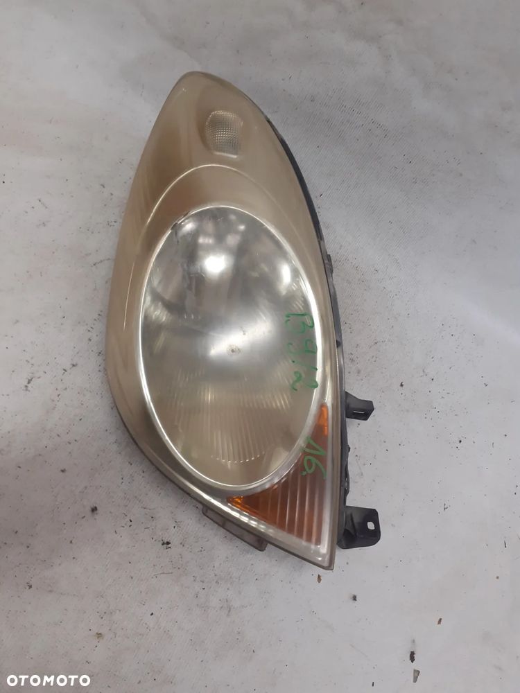 .   PRZOD PRZEDNIA LAMPA PRAWA NISSAN NOTE E11 - 1