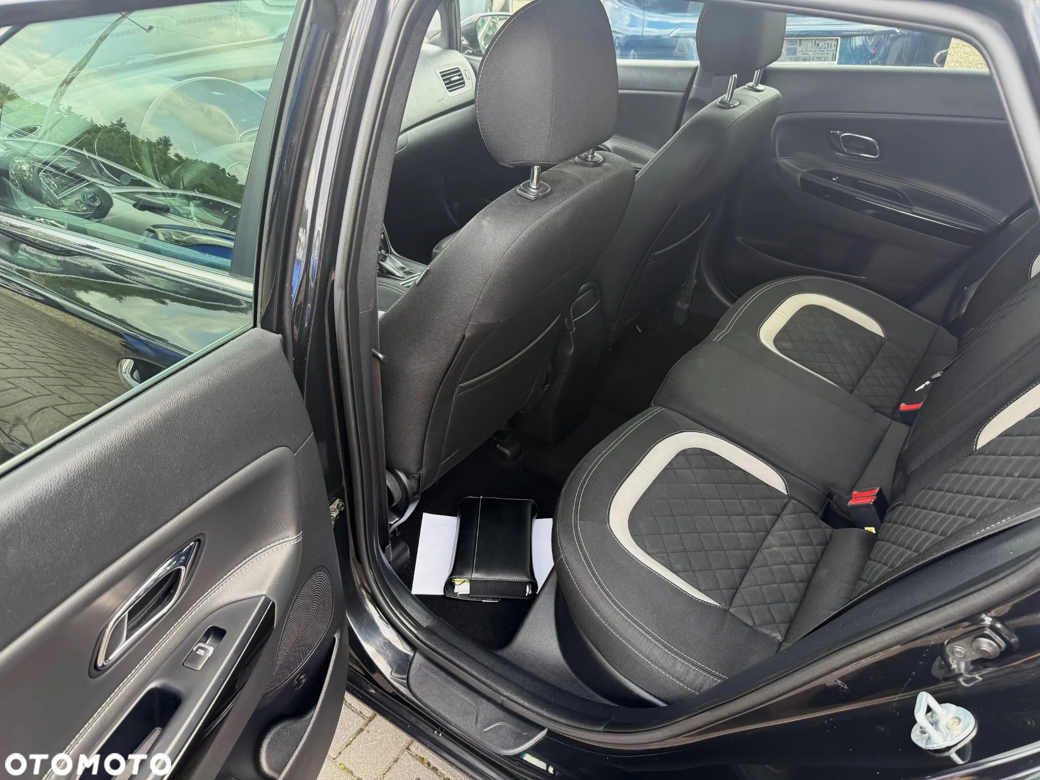 Kia Ceed Cee'd 1.6 CRDi GT Line DCT - 9