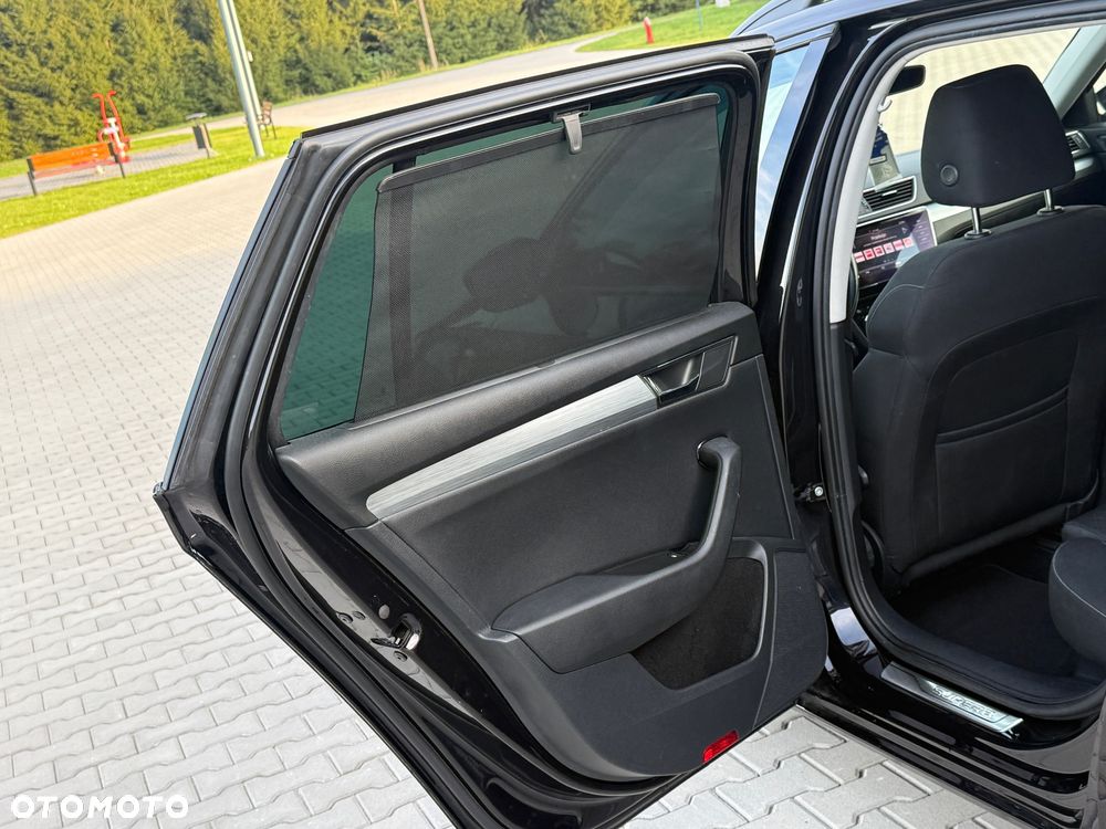 Skoda Superb - 20
