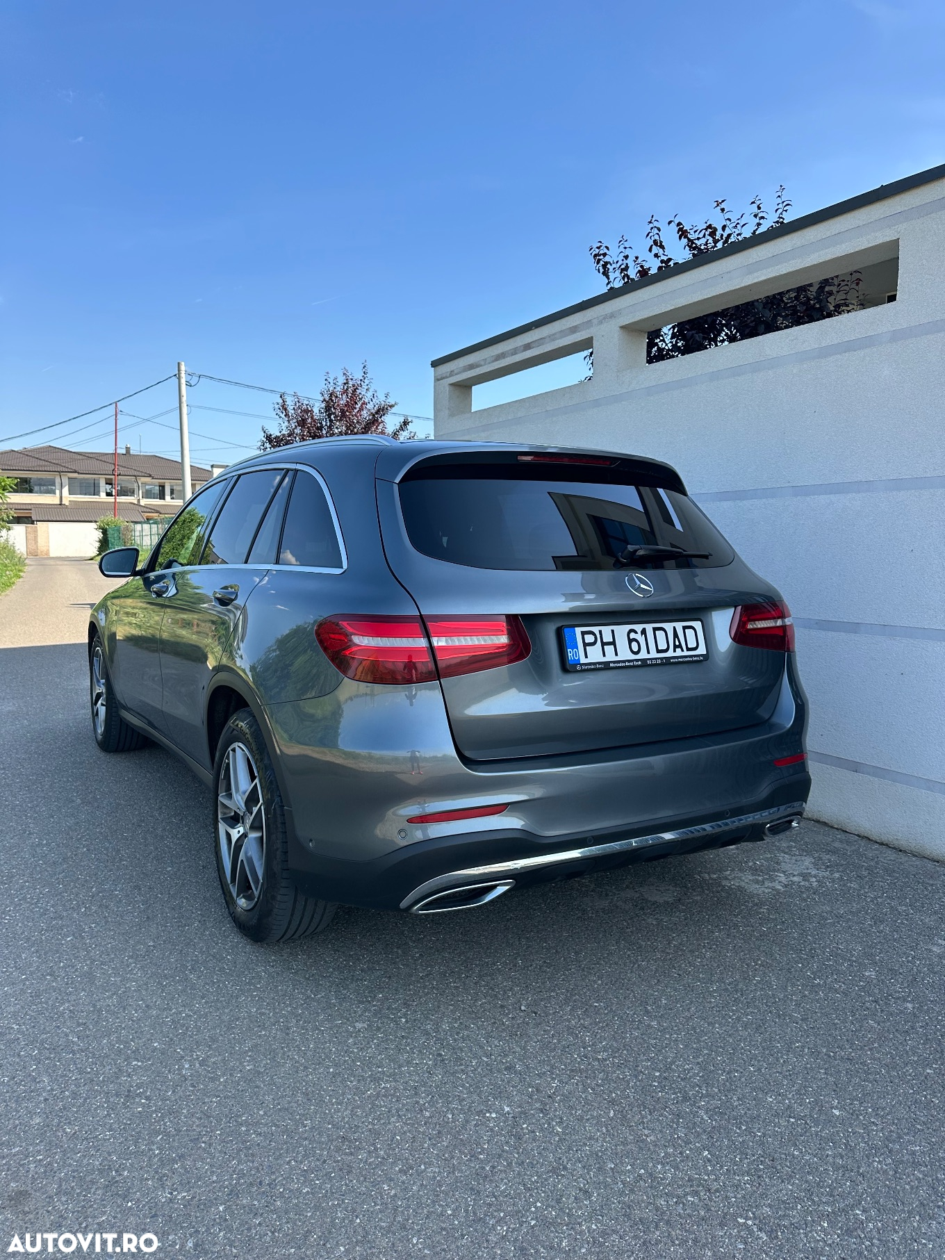 Mercedes-Benz GLC 220 d 4Matic 9G-TRONIC AMG Line - 3
