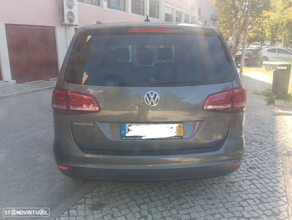 VW Sharan 2.0 TDI Highline - 26