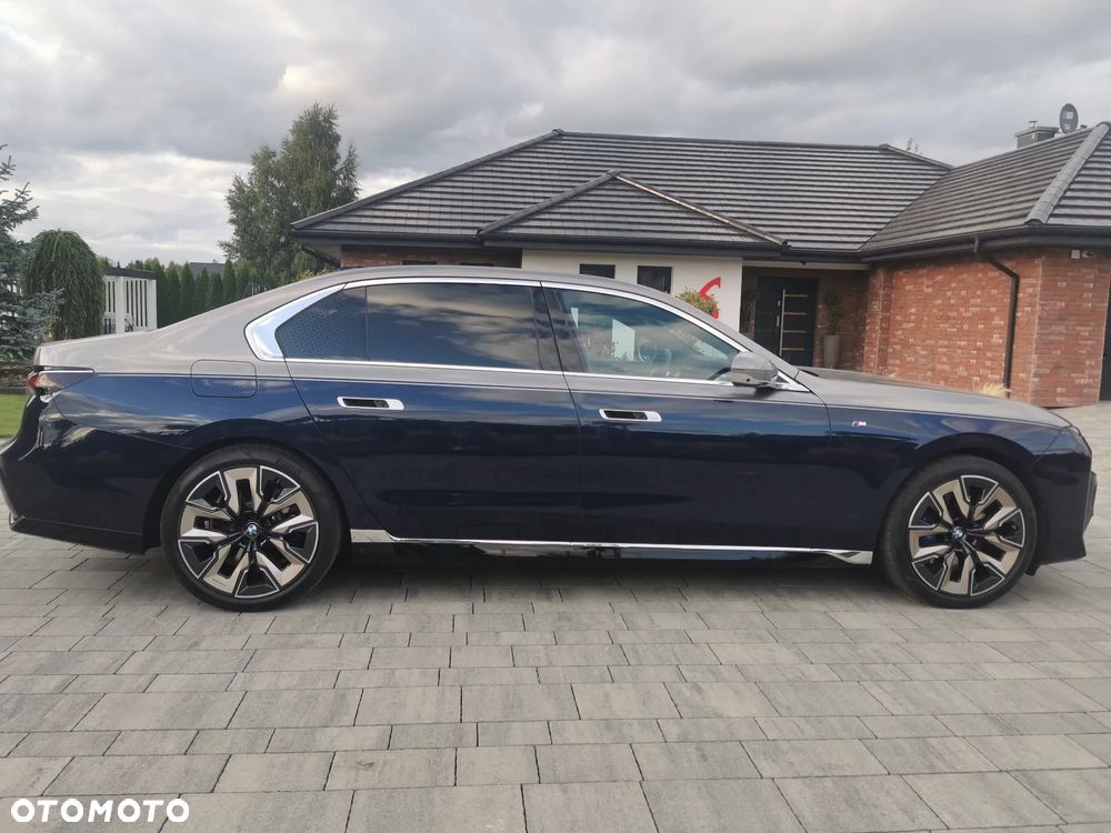 BMW Seria 7 - 1