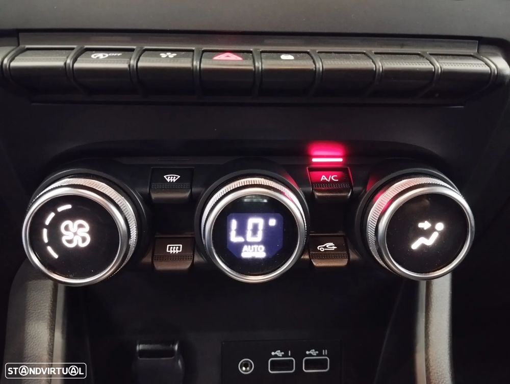 Renault Captur 1.0 TCe Techno Bi-Fuel - 39