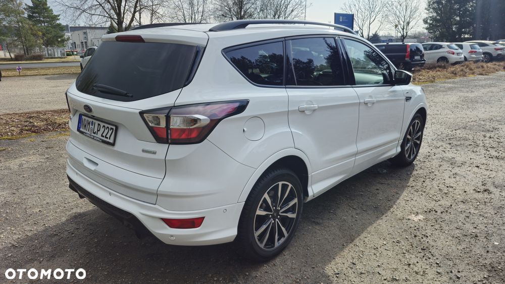 Ford Kuga 1.5 EcoBoost 2x4 ST-Line - 7