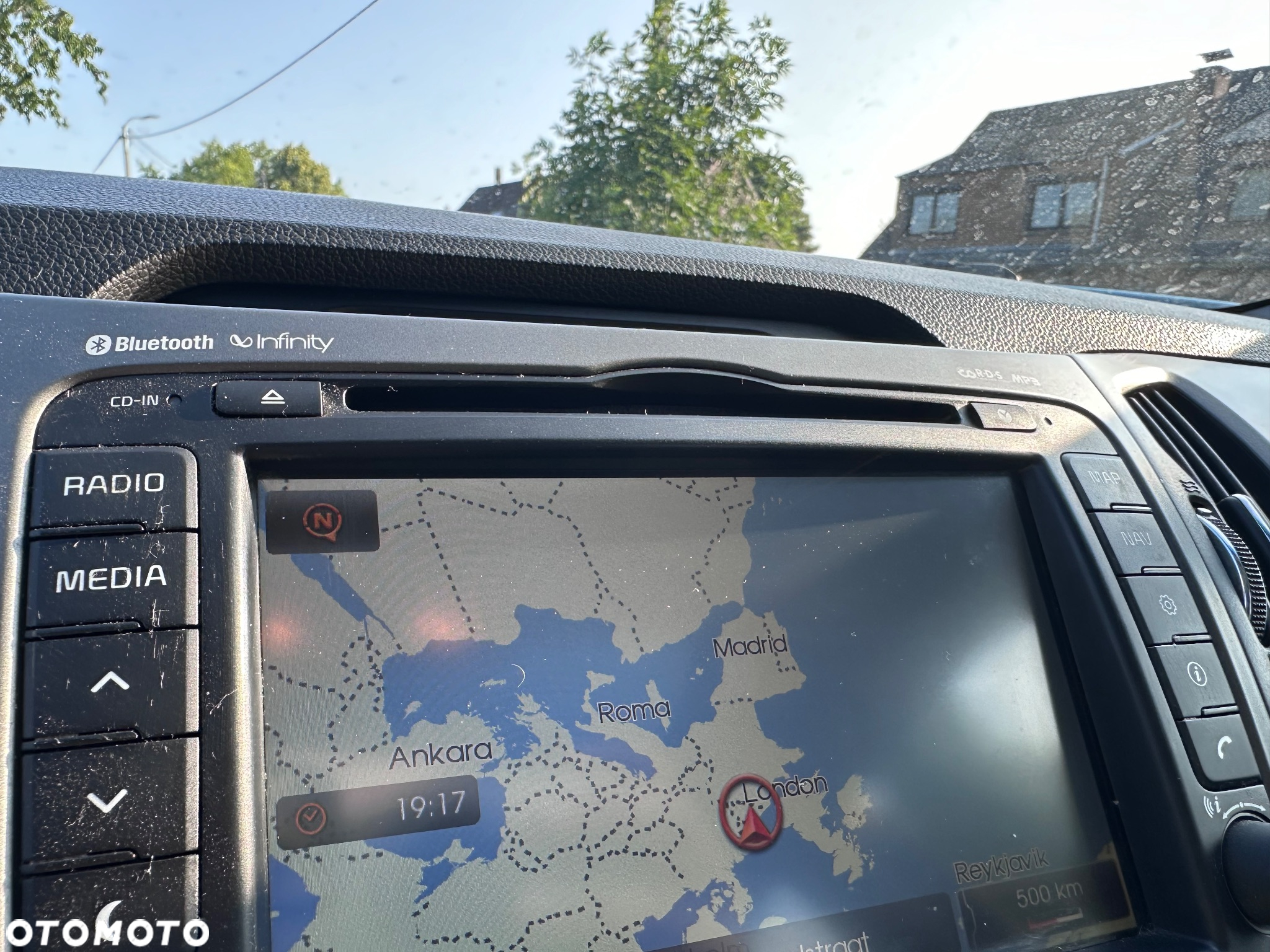 Kia Sportage 2.0 CRDI 4WD Attract - 27