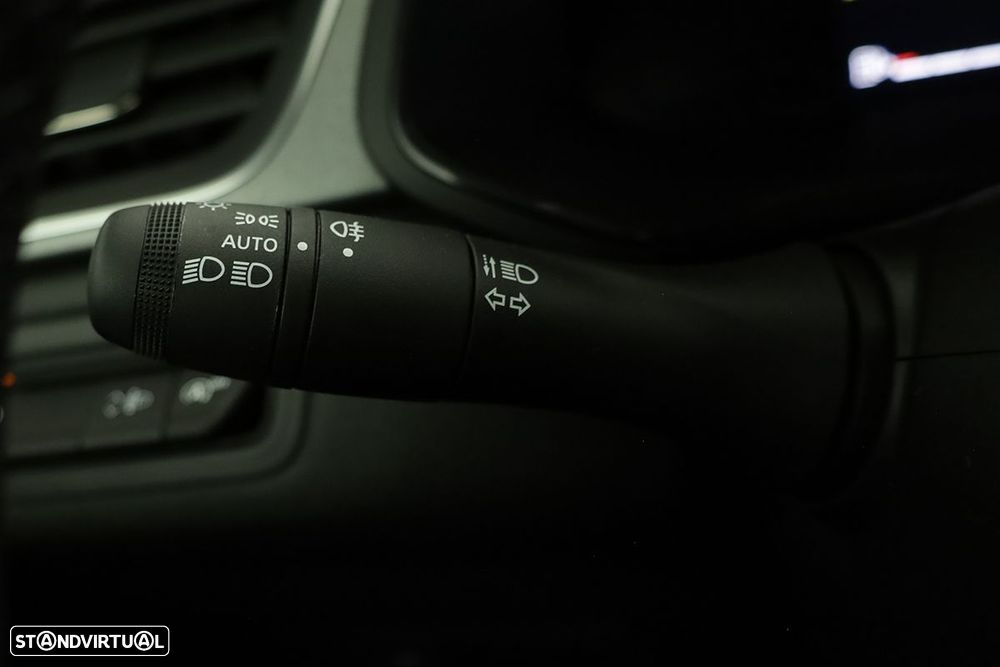 Renault Captur 1.0 TCe Techno Bi-Fuel - 16