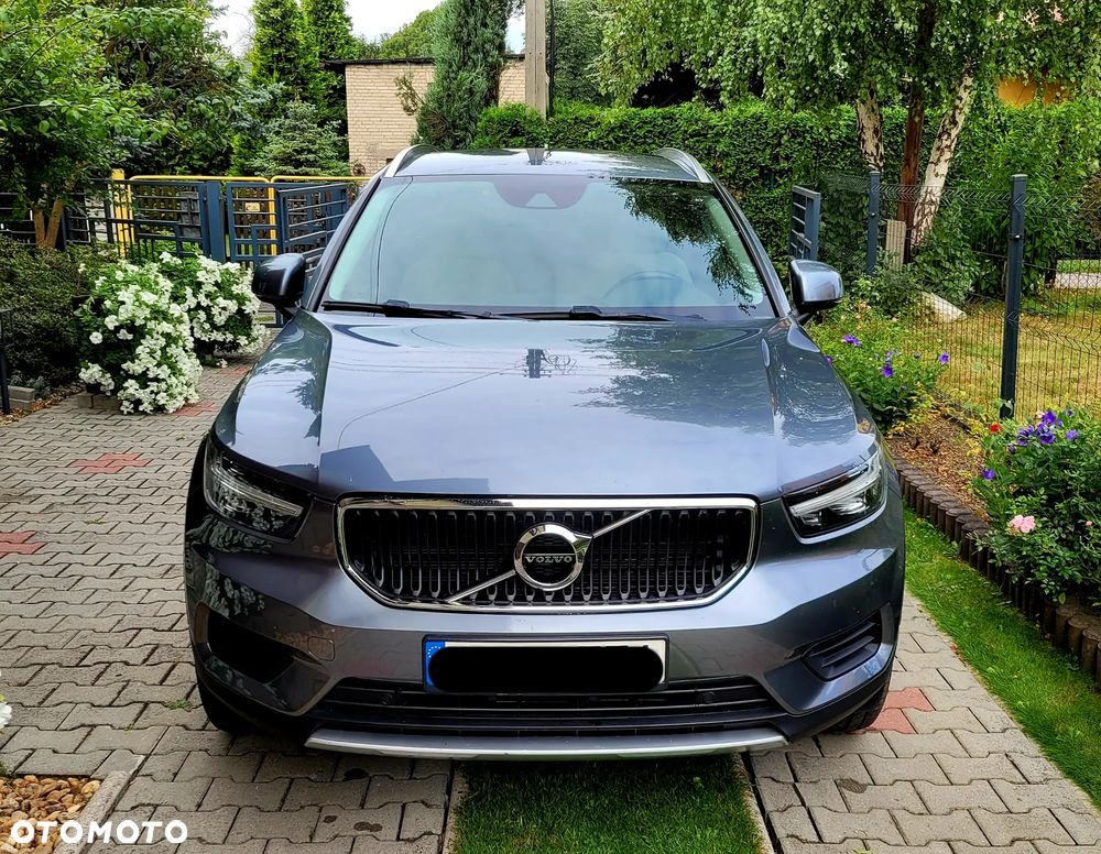 Volvo XC 40 T3 Momentum - 2