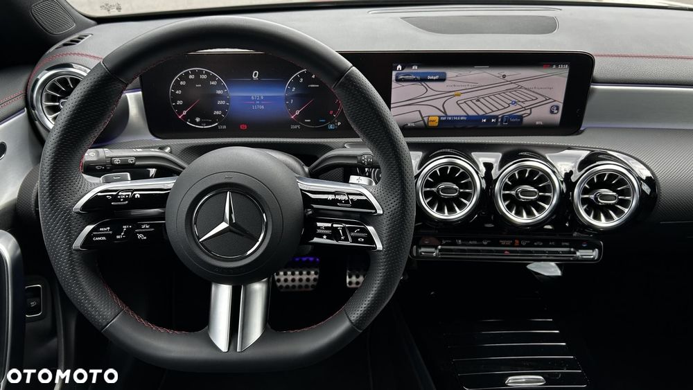 Mercedes-Benz CLA 200 mHEV AMG Line 7G-DCT - 14