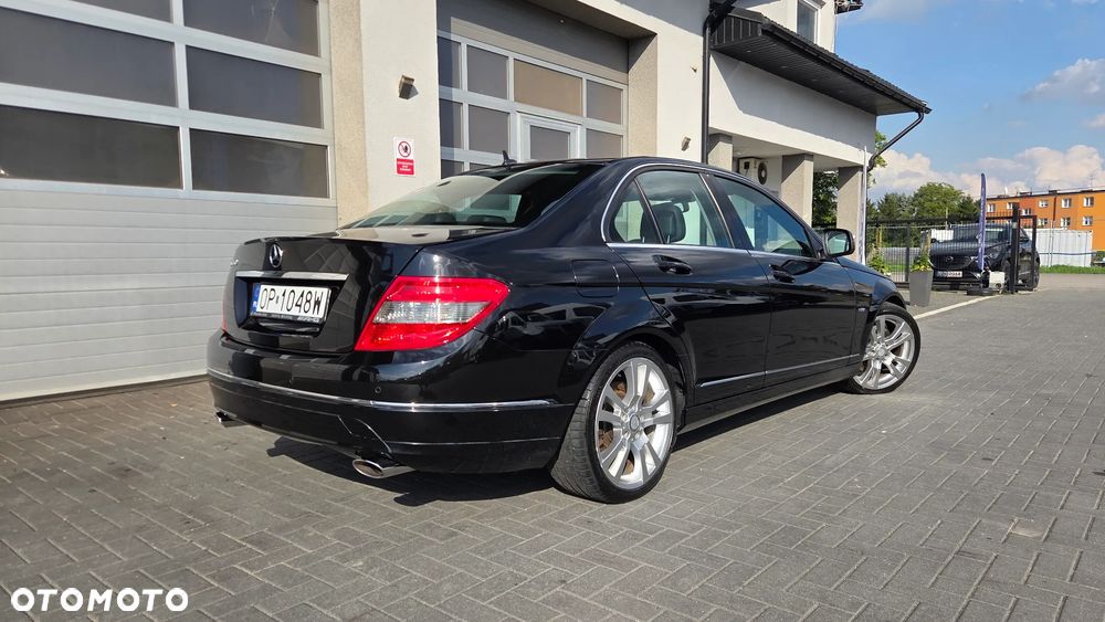 Mercedes-Benz Klasa C 350 7G-TRONIC Avantgarde - 28