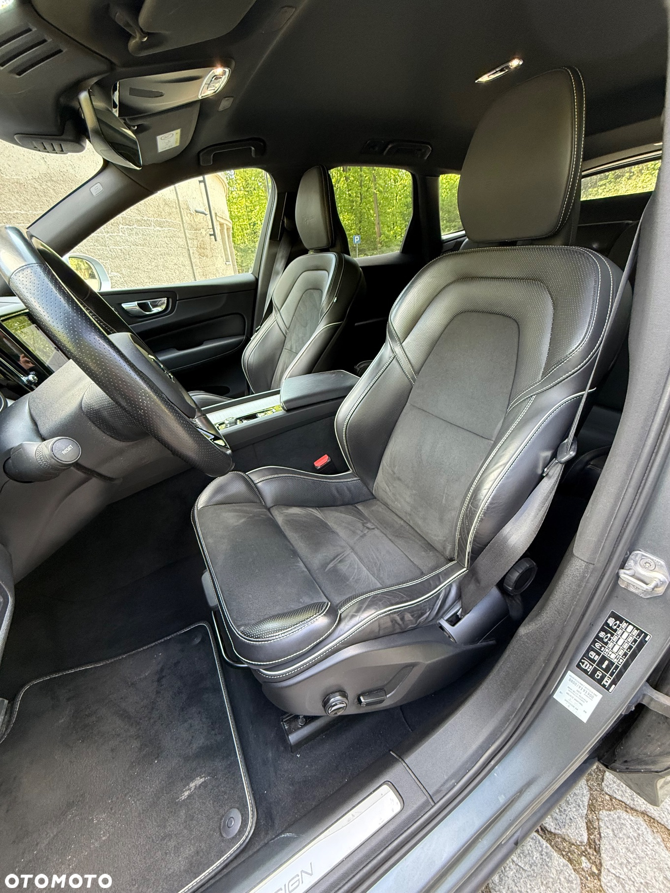 Volvo XC 60 D4 AWD R-Design - 10