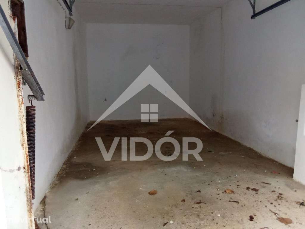 Lg. Garagem na Rua Joaquim Sottomayor nº115 - Grande imagem: 5/6