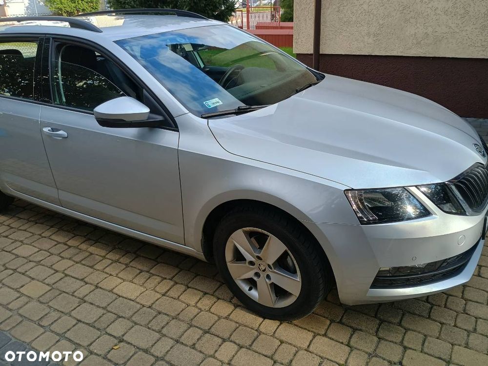 Skoda Octavia - 3