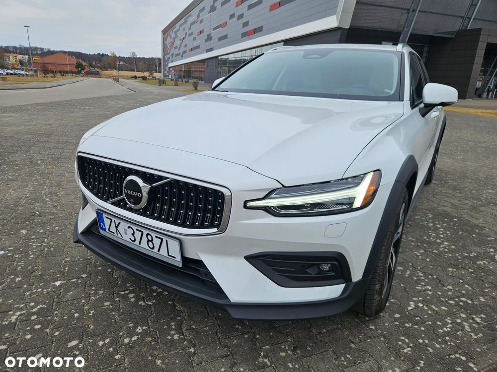Volvo V60 Cross Country B5 B AWD Plus - 6