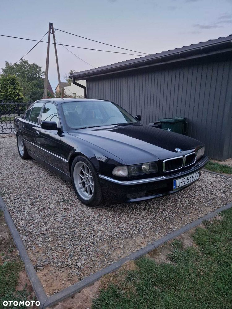 BMW Seria 7 - 1