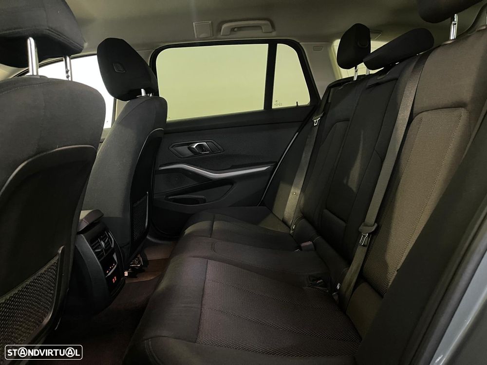 BMW 320 e Corporate Edition Auto - 13