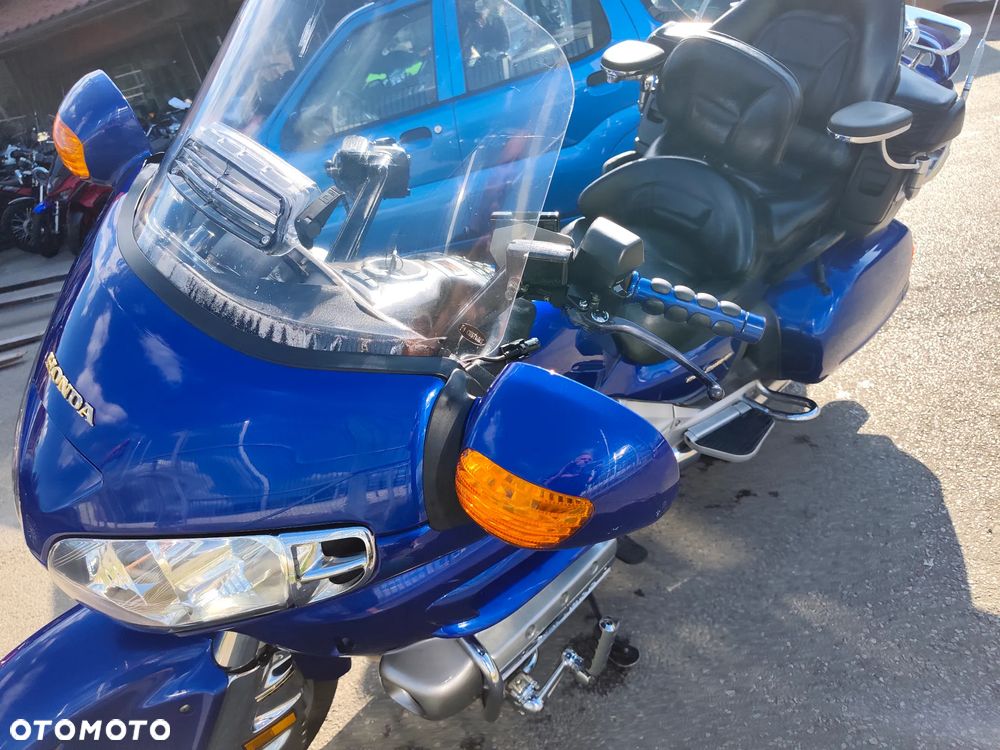 Honda GL - 39