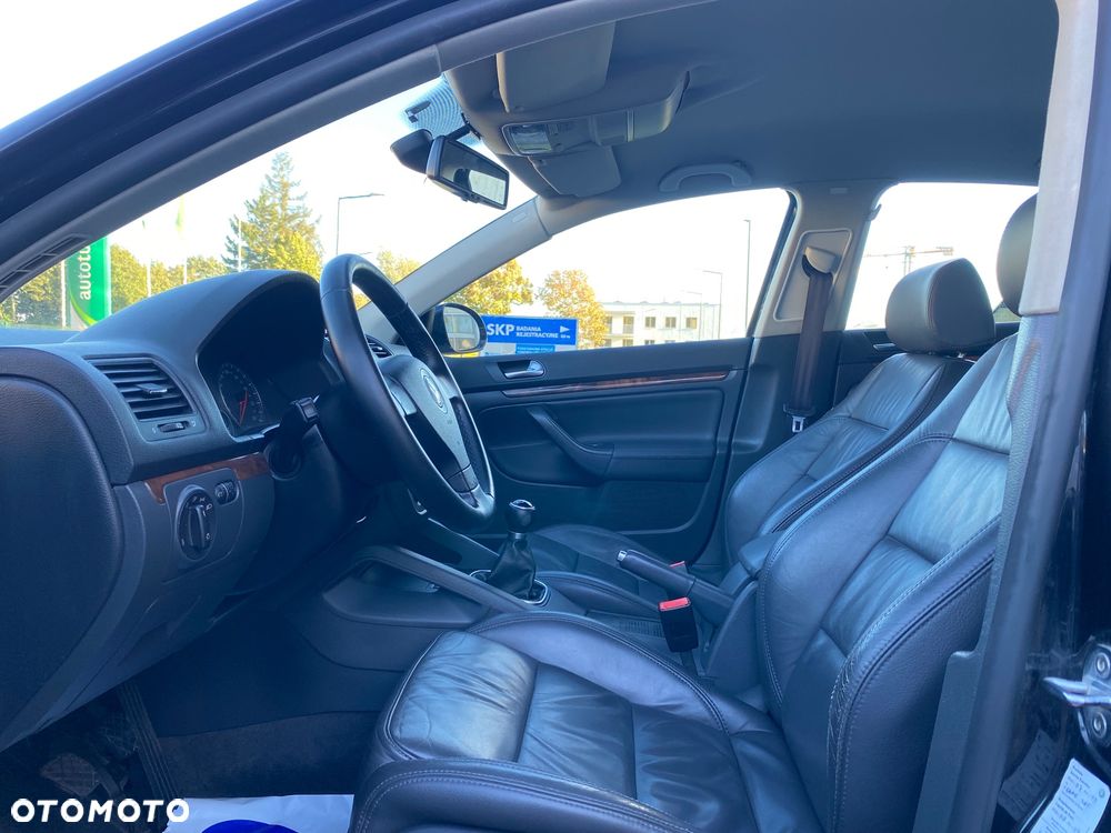 Volkswagen Jetta 1.9 TDI United - 15