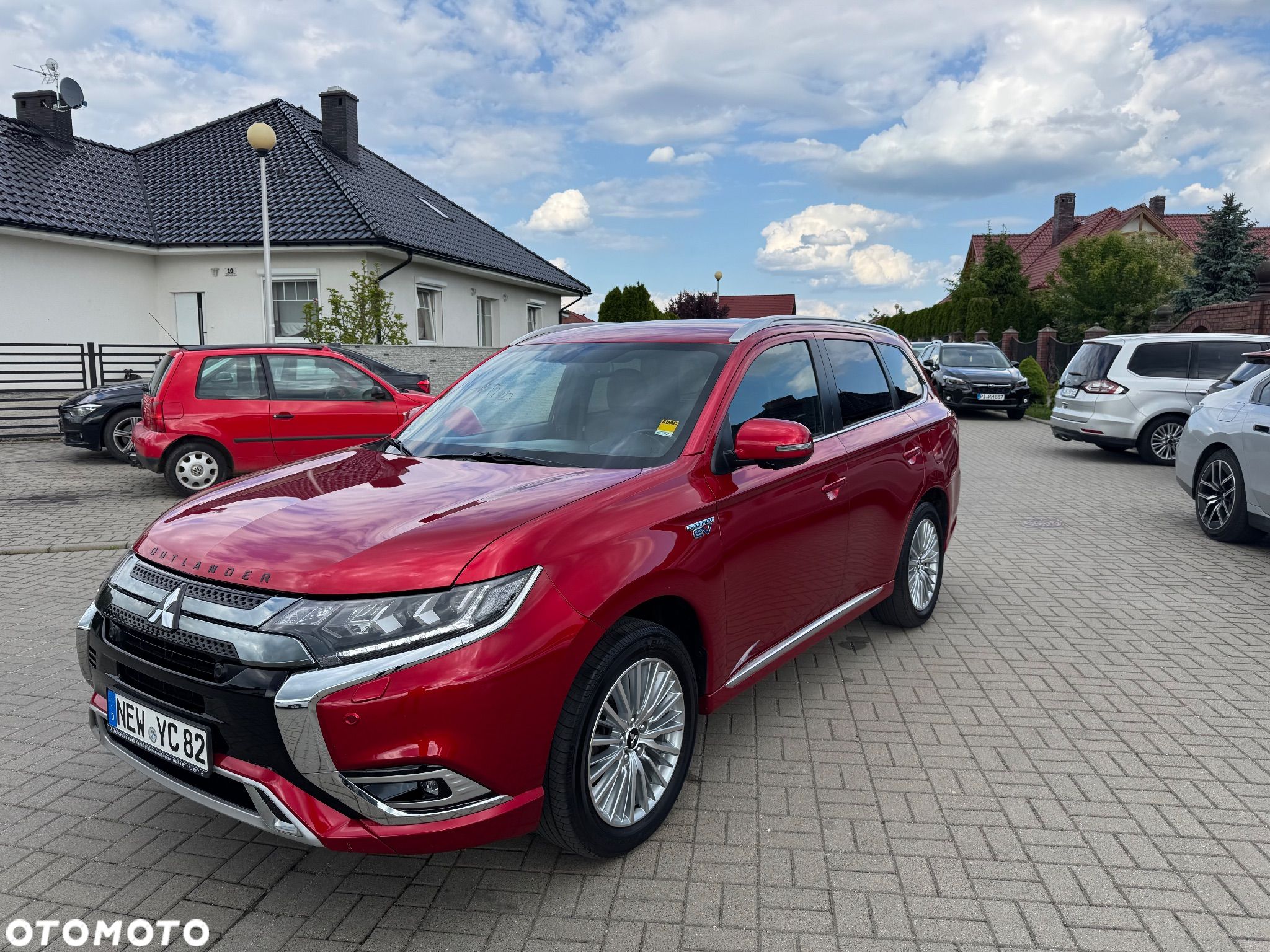 Mitsubishi Outlander 2.4 4WD Plug-In Hybrid Diamant+ - 1