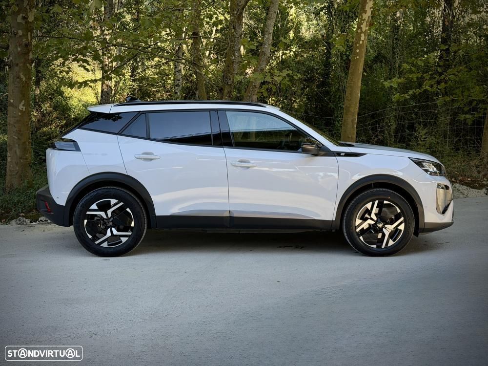 Peugeot e-2008 54 kWh Allure - 8