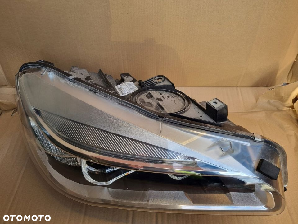 LAMPA PRAWA BMW 2 F45 F46 FL FULL LED 7422580 - 2