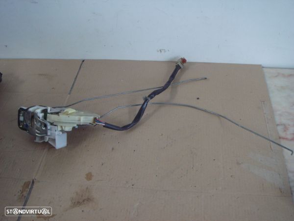 Fecho Da Porta Trás Esq Honda Civic Vii Hatchback (Eu, Ep, Ev) - 1