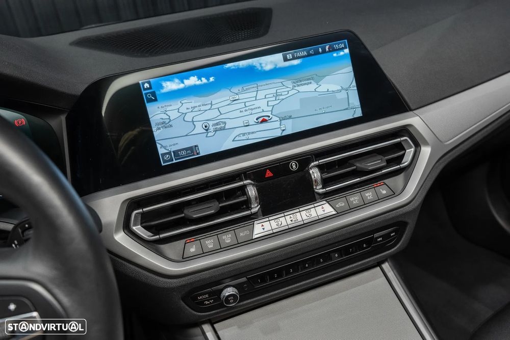 BMW 318 d Aut. Sport Line - 15