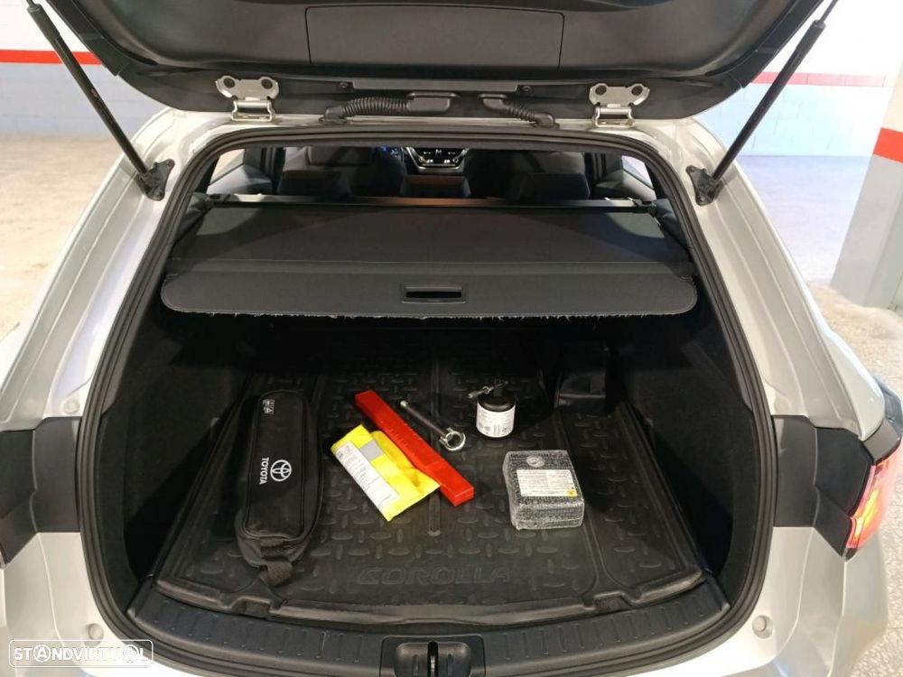 Toyota Corolla 1.8 Hybrid Comfort — fotografia 12