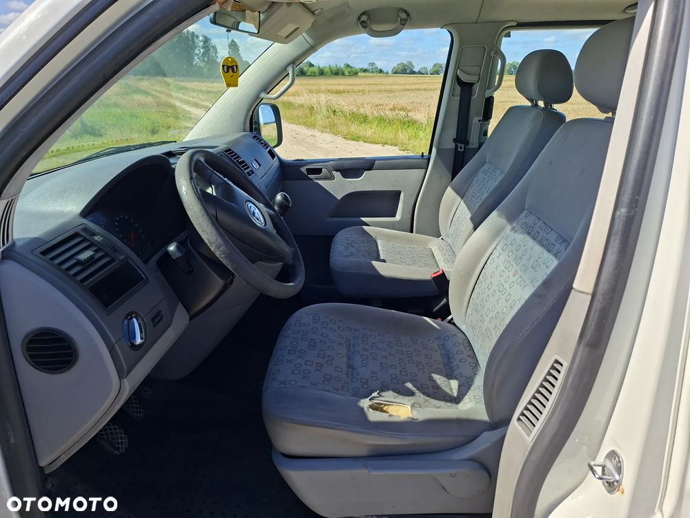 Volkswagen Caravelle L1 - 14