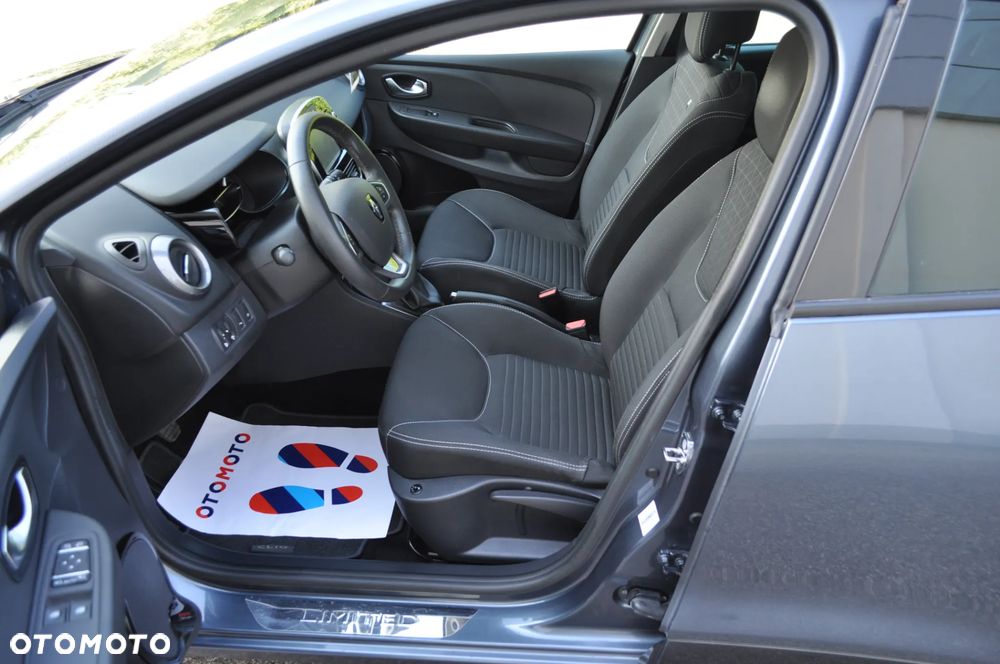 Renault Clio - 13