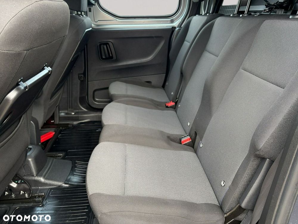 Toyota Proace City - 17