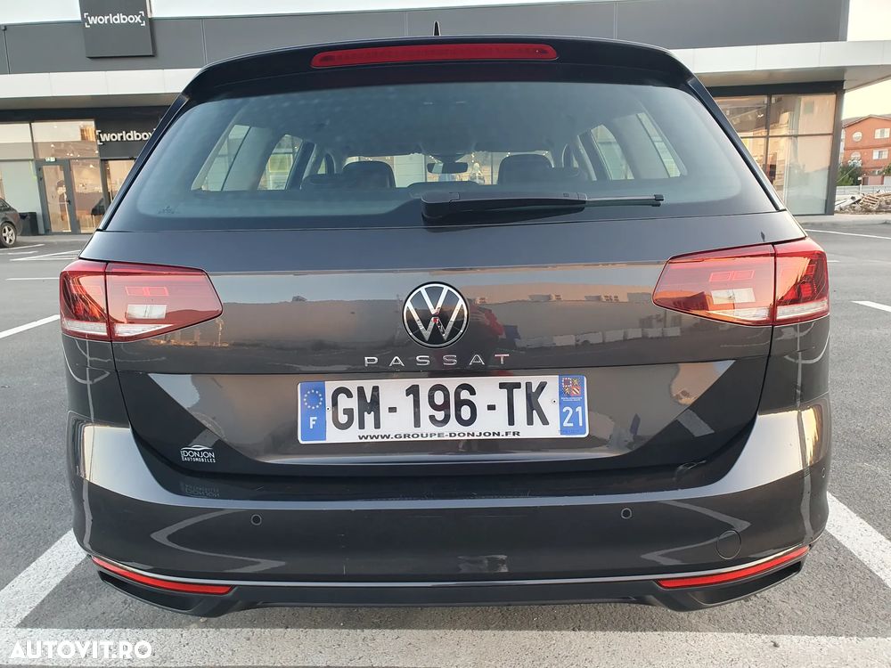 Volkswagen Passat Variant 2.0 TDI SCR DSG Business - 6