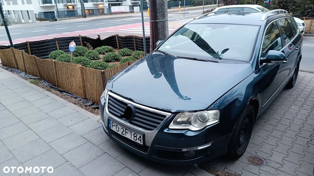 Volkswagen Passat 2.0 FSI Automatik Highline - 1