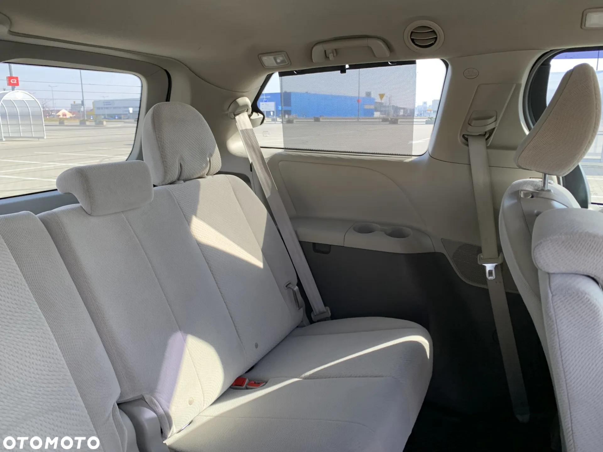 Toyota Sienna 3.5 V6 - 26