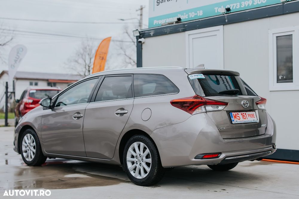 Toyota Auris 1.6 D-4D Comfort - 6