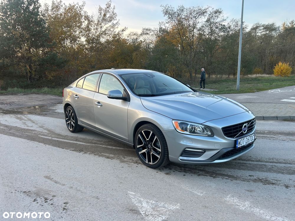 Volvo S60 T5 Drive-E R-Design Momentum - 5