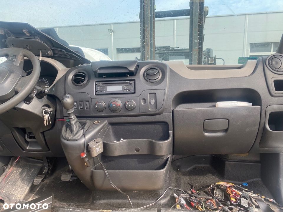 MASTER III MOVANO 10-18r przekładka deska konsola - 2