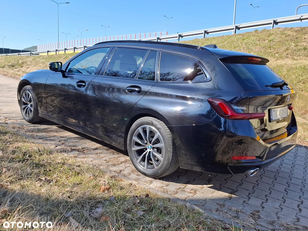 BMW Seria 3 318d Sport Line Shadow - 11