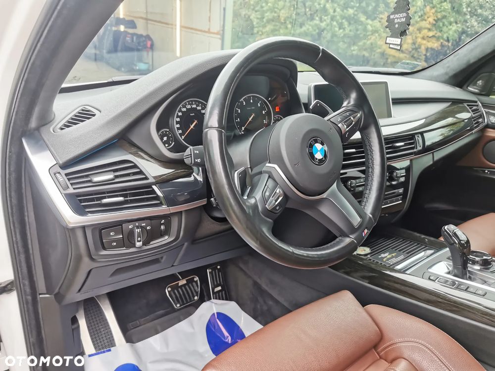 BMW X5 xDrive35i - 16