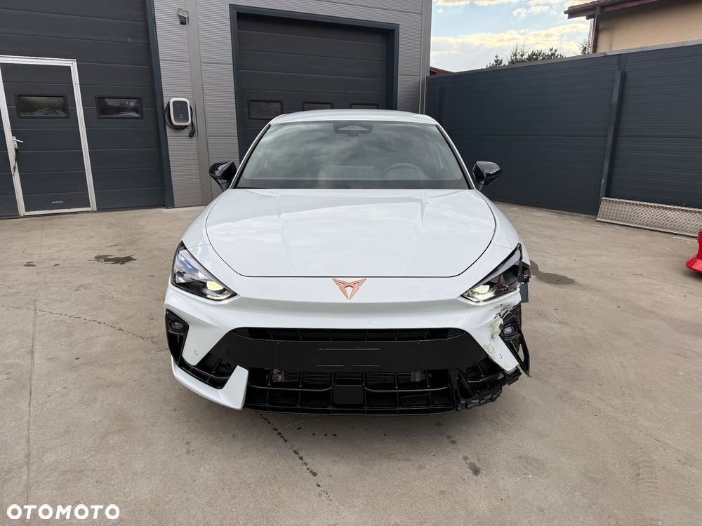 Cupra Leon 1.5 eTSI mHEV DSG - 4