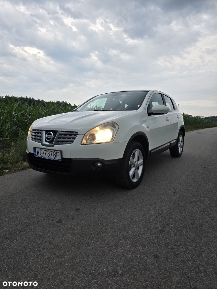 Nissan Qashqai - 1