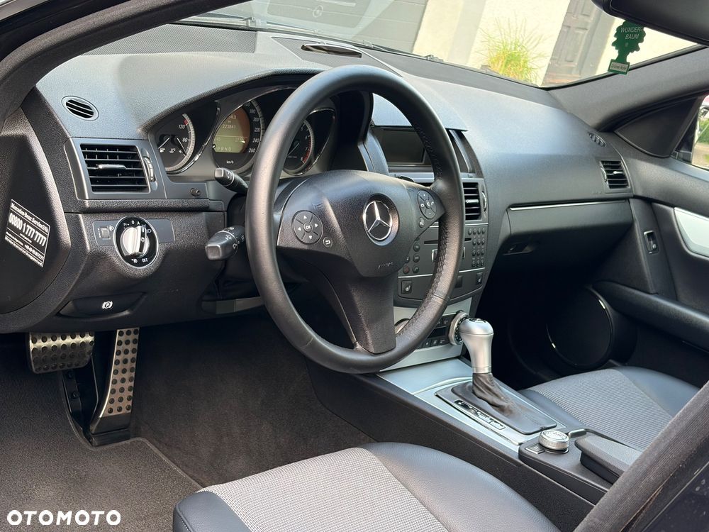 Mercedes-Benz Klasa C 180 Kompressor Automatik BlueEFFICIENCY Special Edition - 38