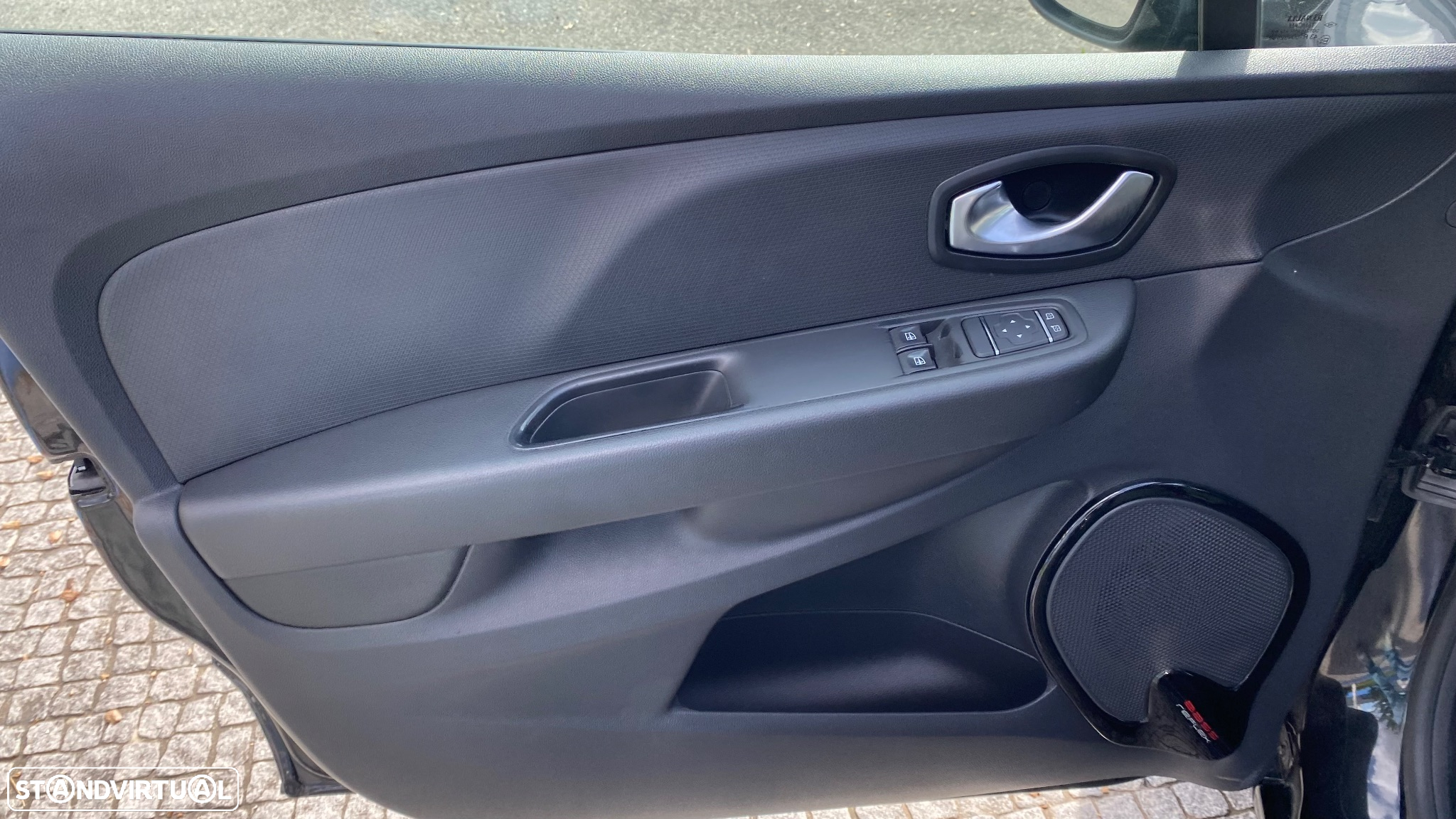 Renault Clio Sport Tourer 0.9 TCe Limited - 20