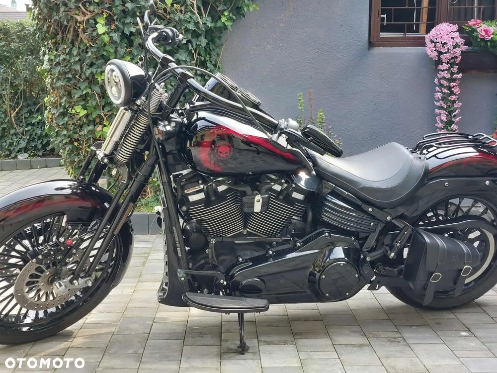 Harley-Davidson Softail Heritage Classic - 23