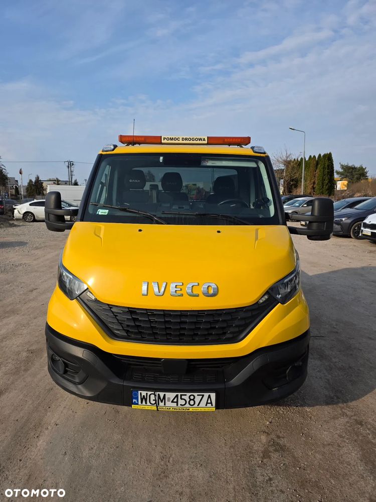 Iveco DAILY - 12