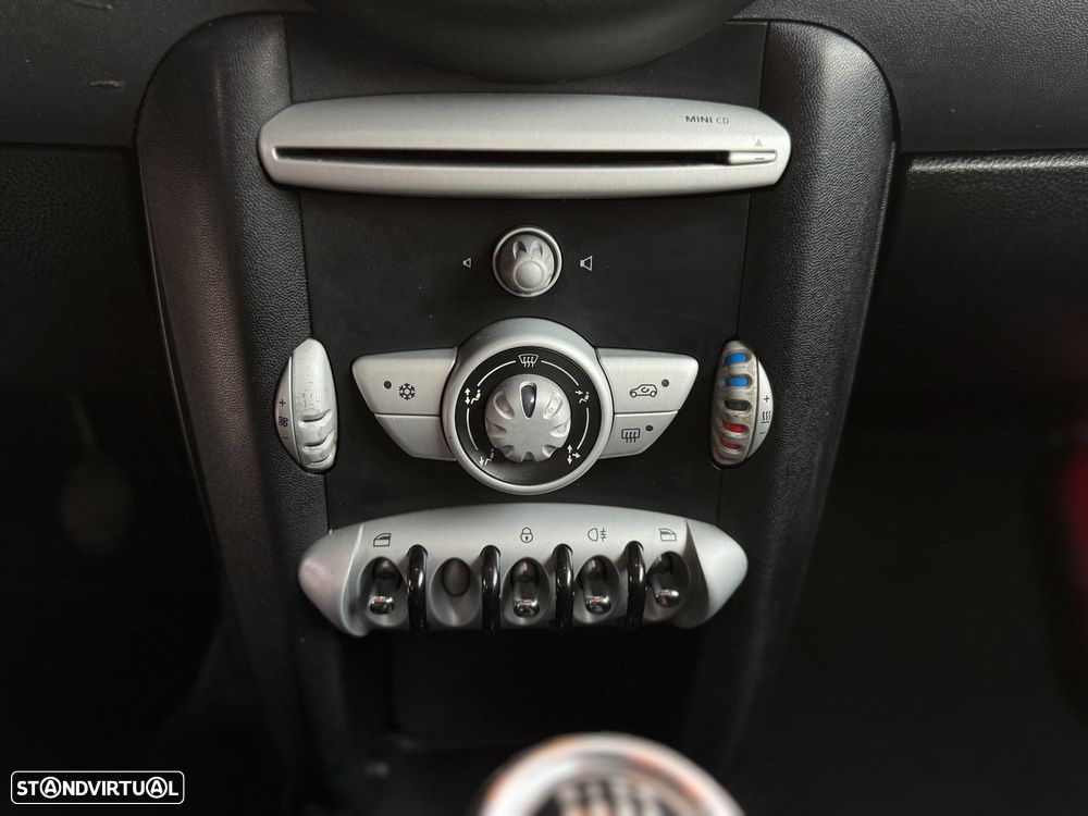 MINI Clubman Cooper D - 10